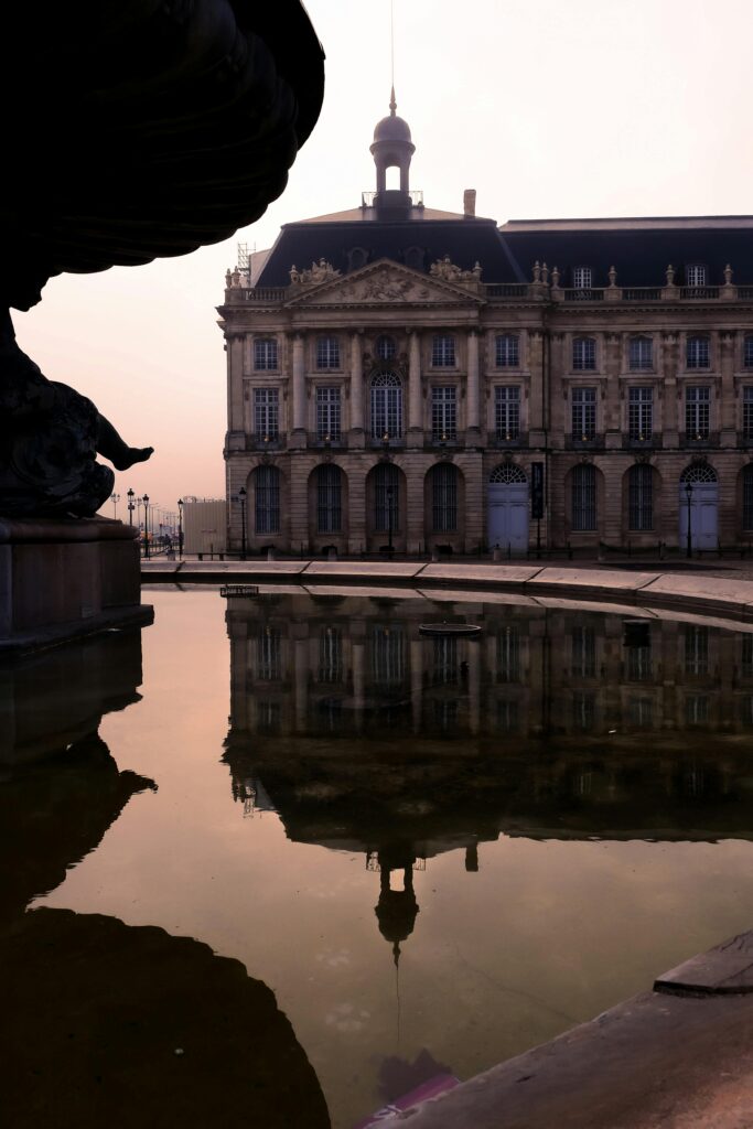 photo de la place de la bourse à bordeaux